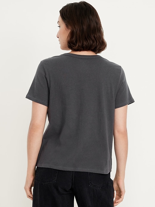 L'image numéro 2 présente T-shirt passe-partout ras du cou à imprimé