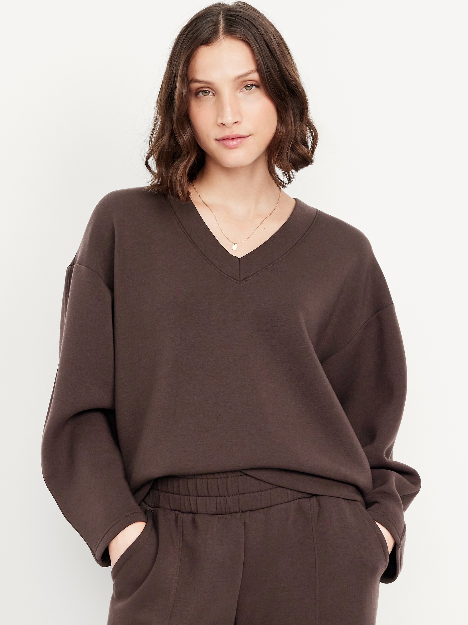 Bounce Fleece V-Neck Cocoon Sweatshirt
