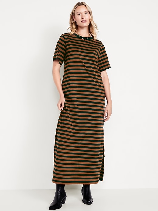 Image number 3 showing, Vintage Crew-Neck Maxi T-Shirt Dress