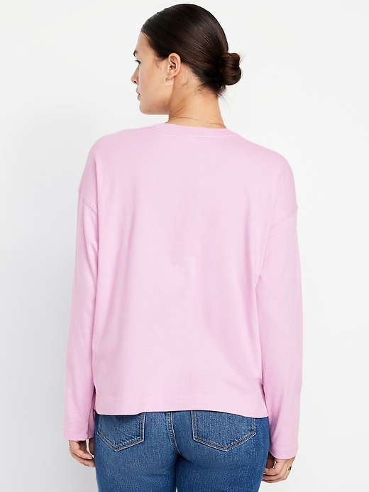 L'image numéro 5 présente T-shirt ras du cou rétro