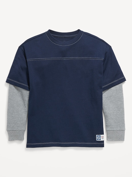 L'image numéro 2 présente T-shirt surdimensionné 2-en-1 pour garçon