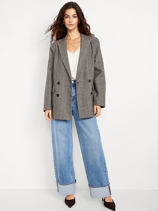 L'image numéro 3 présente Blazer croisé surdimensionné