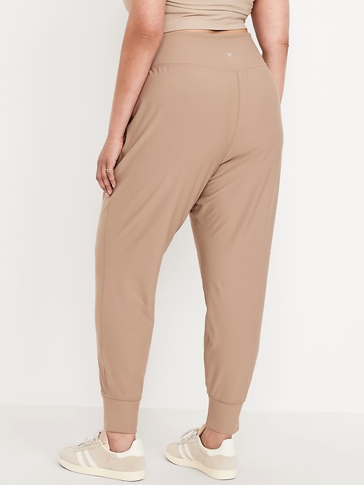 Image number 7 showing, High-Waisted PowerSoft Pocket Joggers