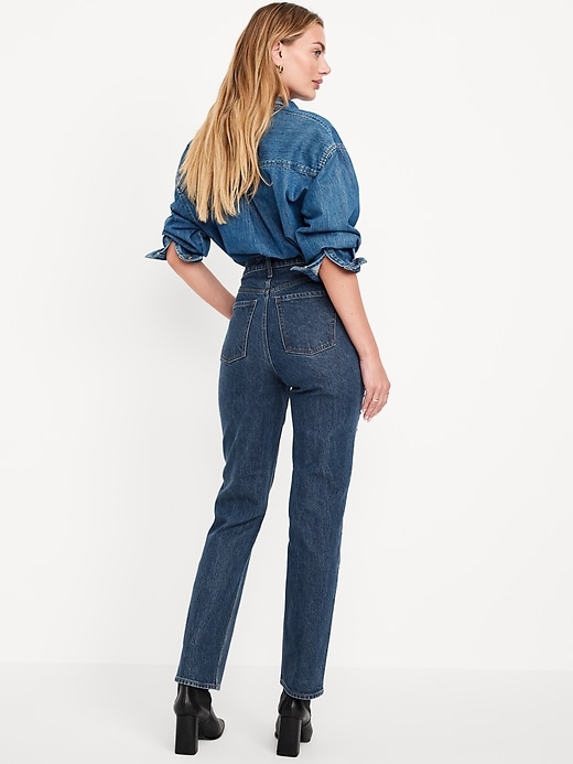 L'image numéro 3 présente Jean droit à taille très haute