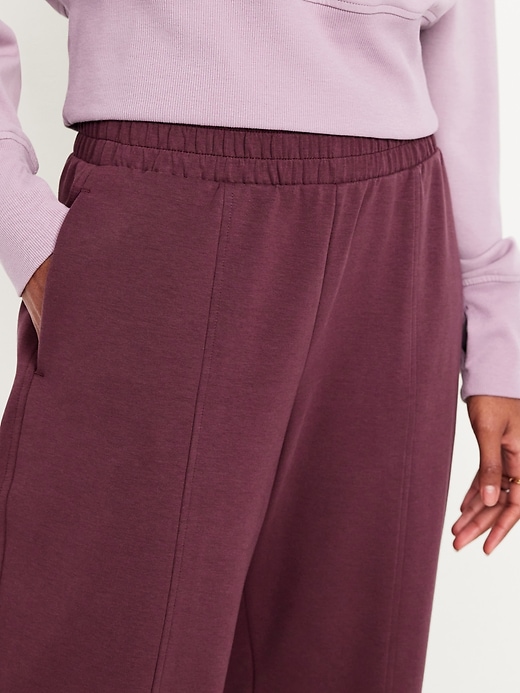 Image number 3 showing, High-Waisted Dynamic Fleece Barrel Pants