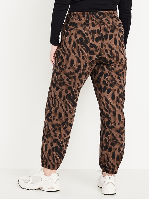 Image number 5 showing, High-Waisted Dynamic Fleece Sweatpants