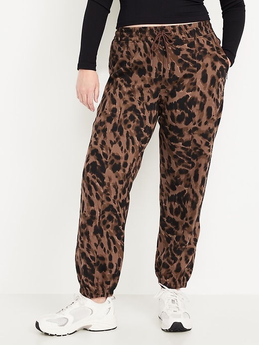 Image number 4 showing, High-Waisted Dynamic Fleece Sweatpants