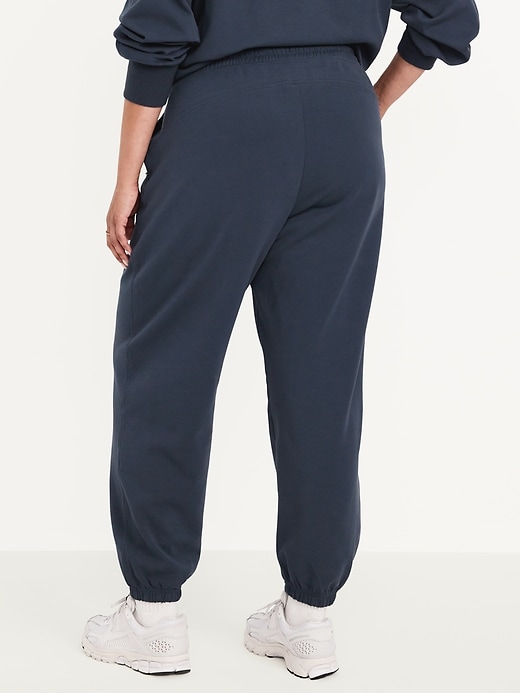 Image number 7 showing, High-Waisted Dynamic Fleece Sweatpants