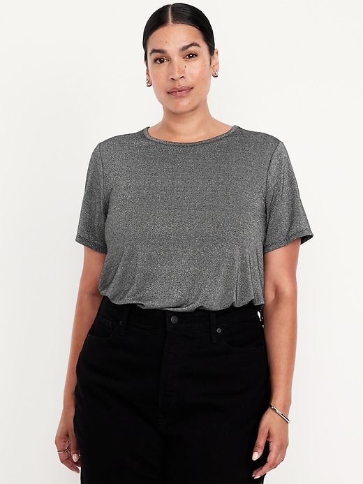 L'image numéro 6 présente T-shirt ras du cou luxueux scintillant