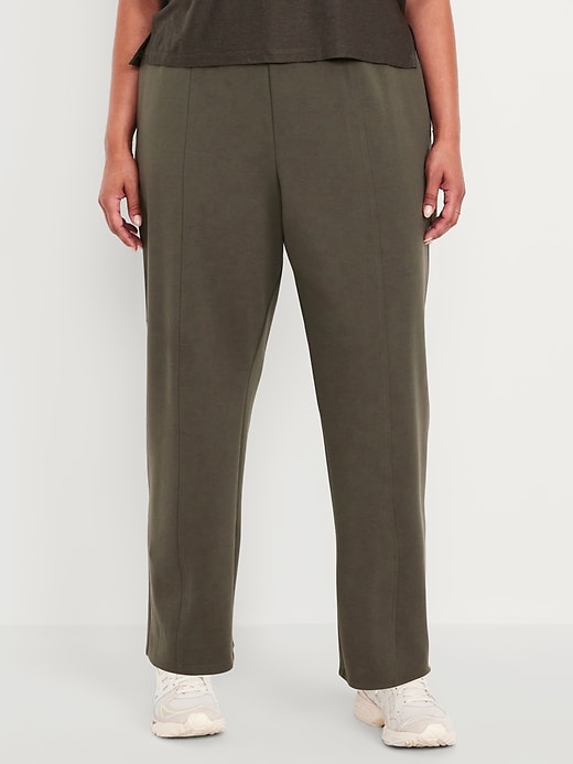 Image number 6 showing, High-Waisted Dynamic Fleece Barrel Pants