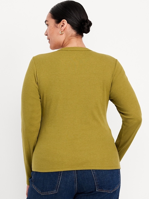 Image number 7 showing, Snug Long-Sleeve Crew-Neck T-Shirt