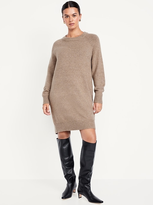 L'image numéro 4 présente Robe-chandail courte SoSoft