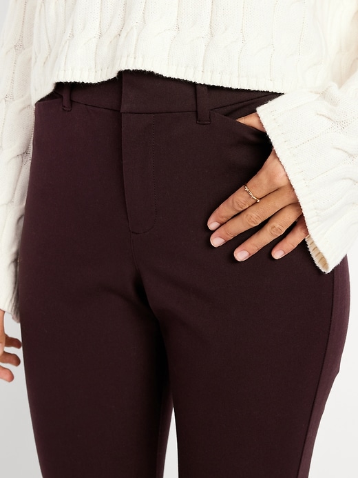 L'image numéro 4 présente Pantalon Pixie évasé à taille haute
