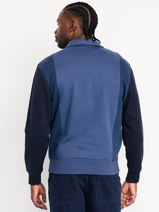 L'image numéro 2 présente Polo aux couleurs contrastantes Première nécessité
