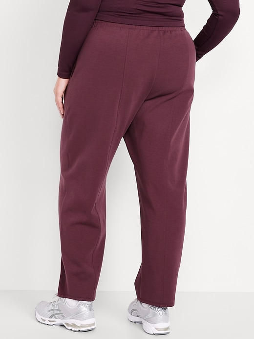 Image number 7 showing, High-Waisted Dynamic Fleece Barrel Pants