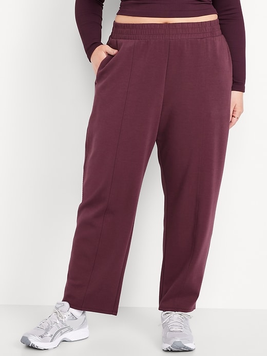 Image number 6 showing, High-Waisted Dynamic Fleece Barrel Pants