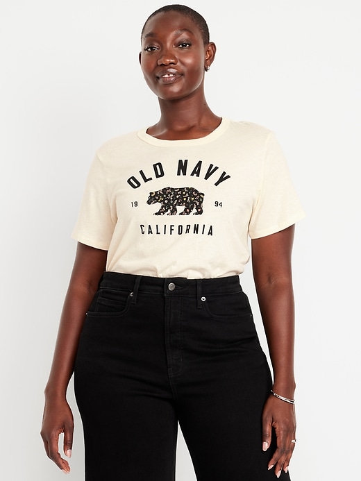 Image number 5 showing, EveryWear Crew-Neck Logo-Graphic T-Shirt