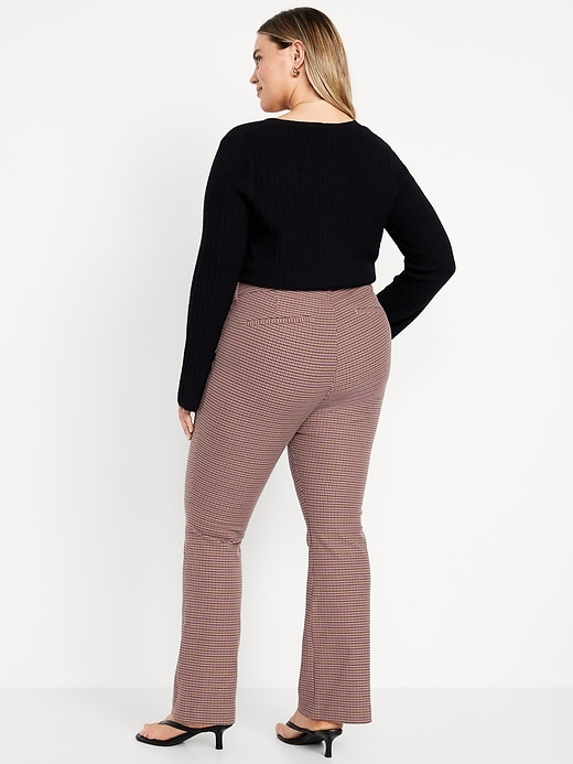 L'image numéro 7 présente Pantalon Pixie évasé à taille haute