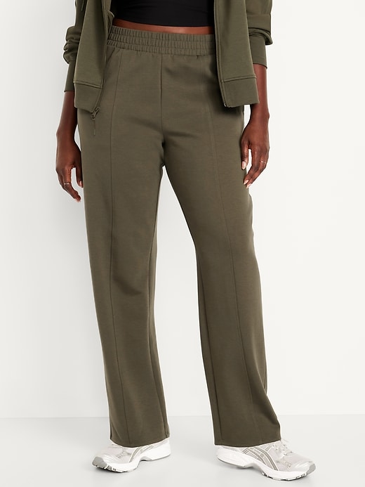 Image number 4 showing, High-Waisted Dynamic Fleece Barrel Pants