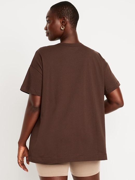 Image number 7 showing, Oversized Alanis Morissette™ T-Shirt