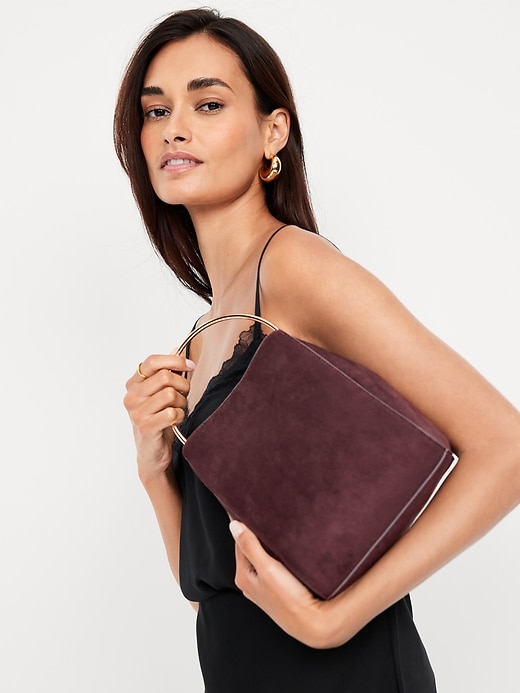 L'image numéro 2 présente Sac bracelet romantique
