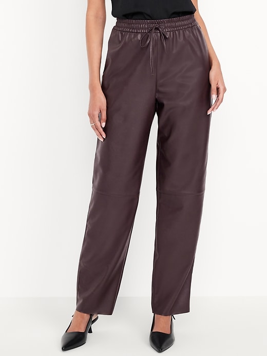 L'image numéro 2 présente Pantalon Billie longueur cheville à taille haute en similicuir