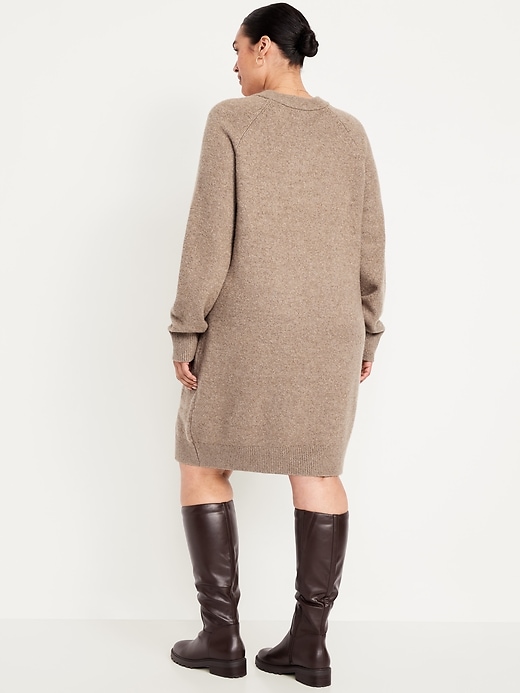 L'image numéro 6 présente Robe-chandail courte SoSoft