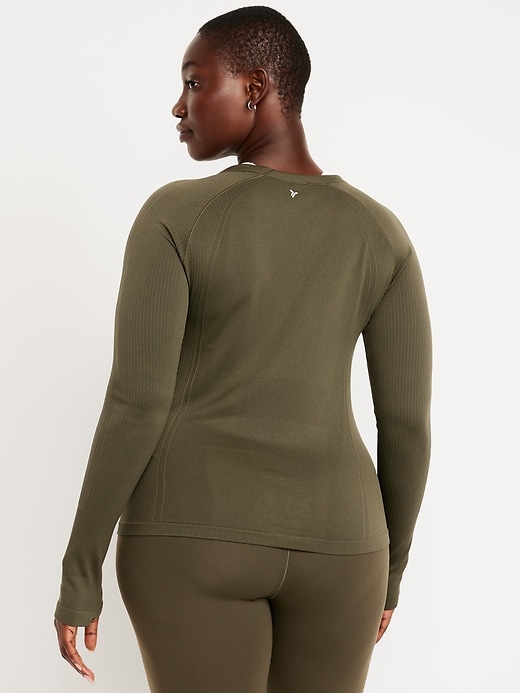Image number 4 showing, Fluid Seamless Fitted Top
