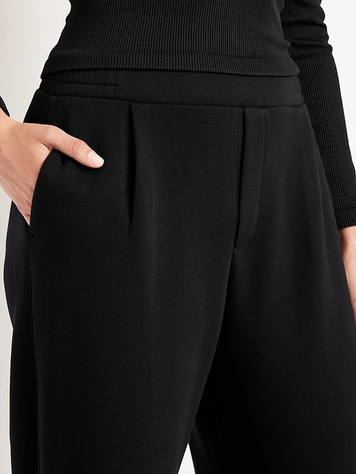 Image number 3 showing, High-Waisted Bounce Fleece Barrel Sweatpants