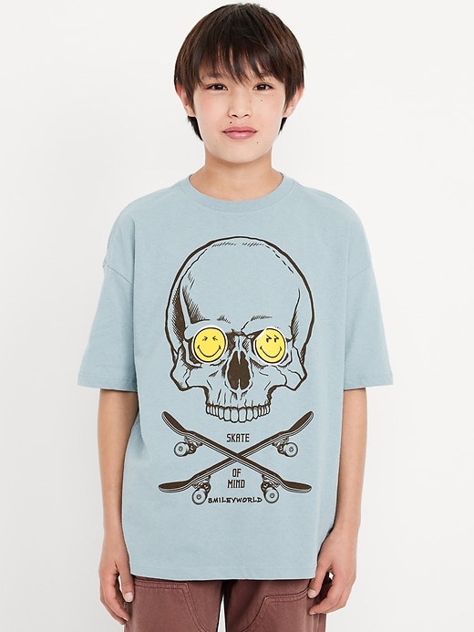 L'image numéro 1 présente T-shirt surdimensionné à imprimé Smiley World™ pour garçon