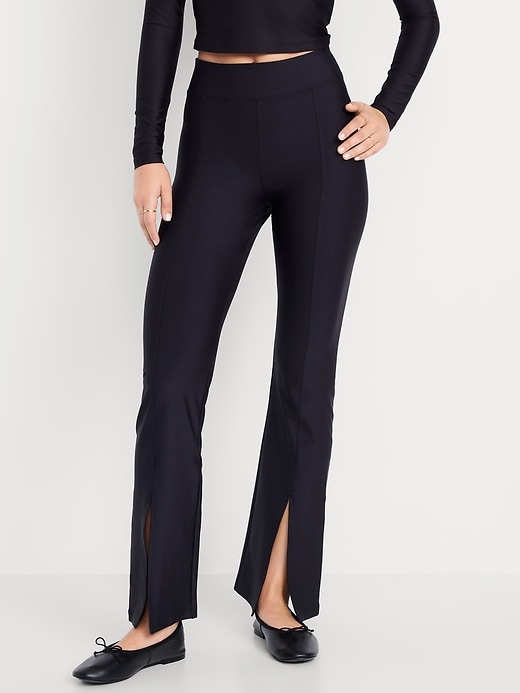 L'image numéro 1 présente Legging PowerSoft évasé à ourlet fendu et à taille très haute