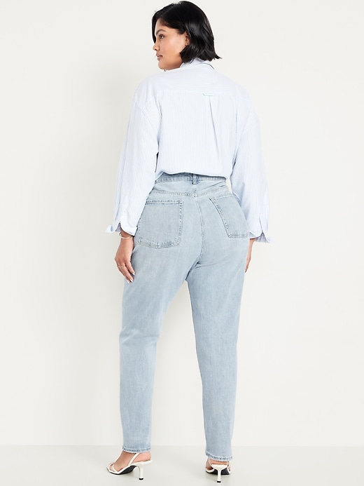 Image number 7 showing, Curvy Extra High-Waisted Straight Jeans
