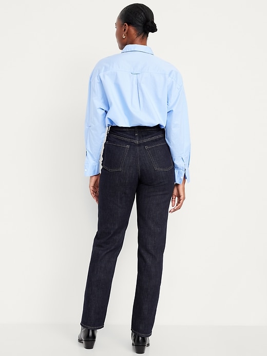 L'image numéro 3 présente Jean coupe droite profilée à taille très haute pour femme