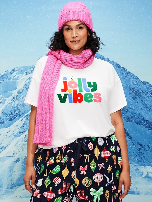 Image number 7 showing, Holiday-Graphic Crew-Neck T-Shirt for Women