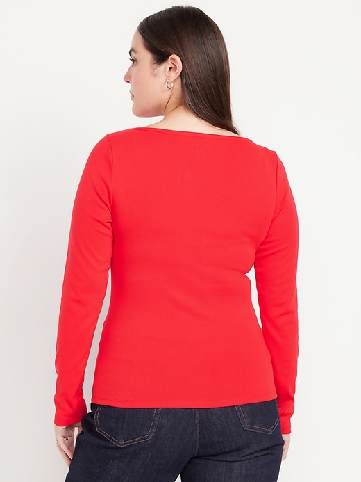 L'image numéro 6 présente T-shirt ajusté à manches longues et à encolure bateau