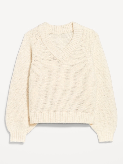 Image number 4 showing, Cozy Cropped V-Neck Sweater