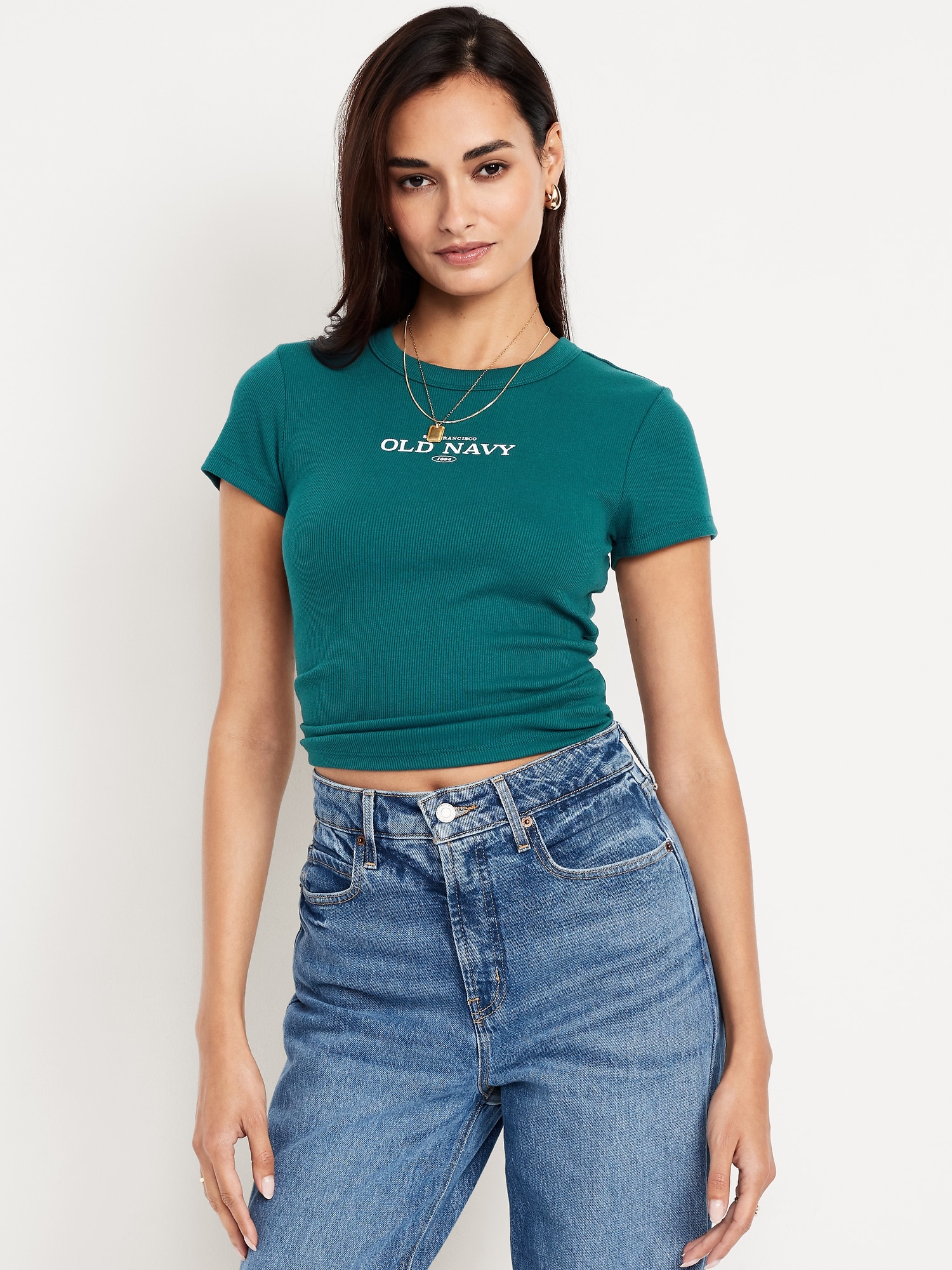 Snug Logo-Graphic T-Shirt