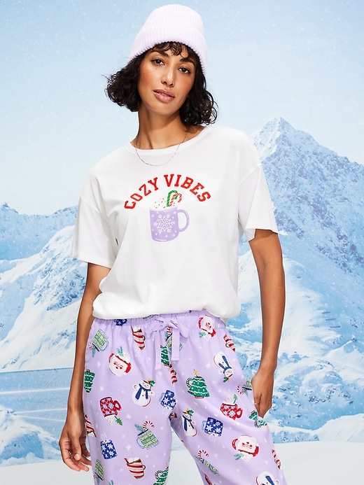 Image number 3 showing, Holiday-Graphic Crew-Neck T-Shirt for Women