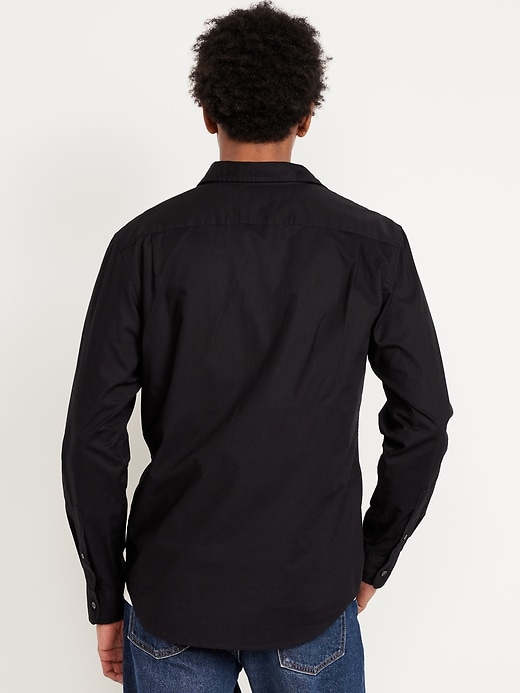 L'image numéro 2 présente Chemise passe-partout à coupe étroite