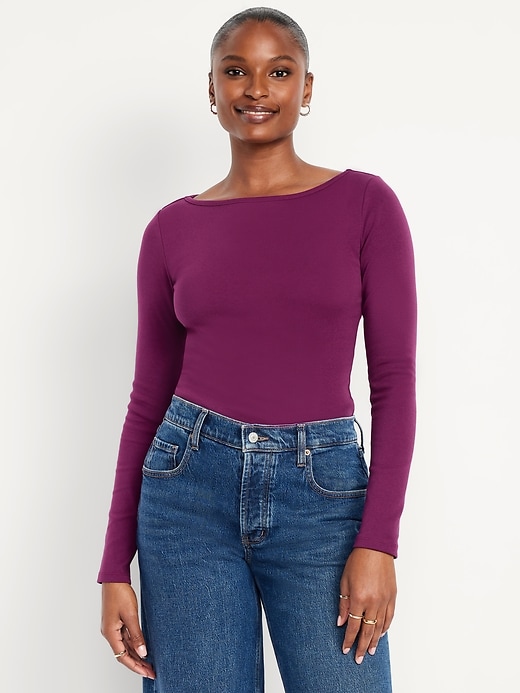 L'image numéro 1 présente T-shirt ajusté à manches longues et à encolure bateau