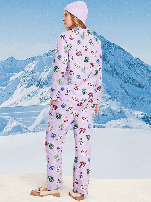Image number 2 showing, Maternity Printed Flannel Pajama Pant Set