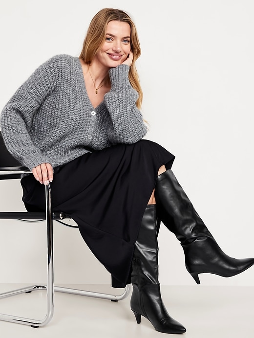 L'image numéro 2 présente Bottines à talon bobine en suédine pour femme