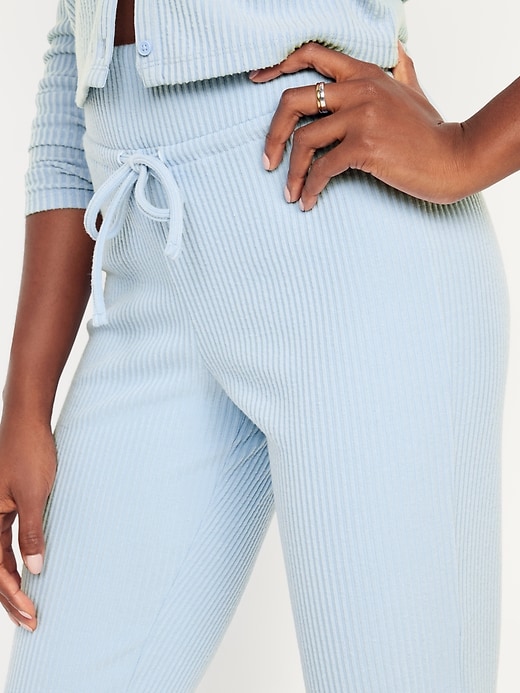 L'image numéro 3 présente Legging côtelé évasé NuageConfo à taille très haute
