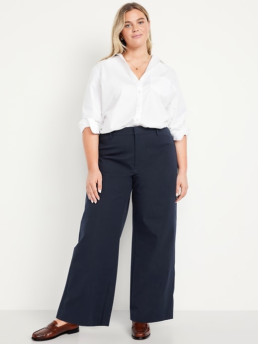 L'image numéro 8 présente Pantalon Pixie à jambe ultra-large à taille haute