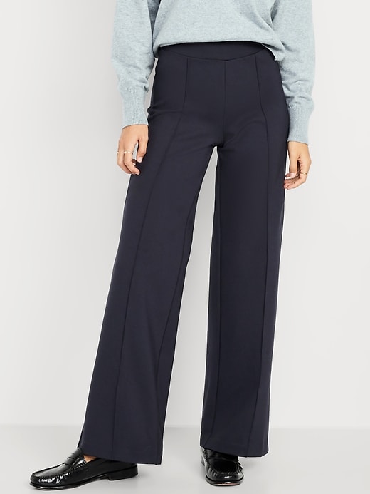 L'image numéro 2 présente Pantalon à jambe large Stevie à taille très haute