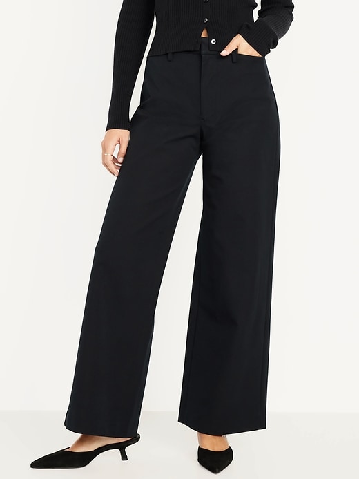 L'image numéro 2 présente Pantalon Pixie à jambe ultra-large à taille haute