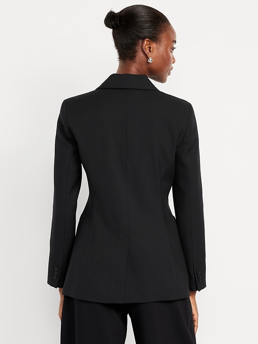 L'image numéro 2 présente Blazer ajusté boutonné sur le devant