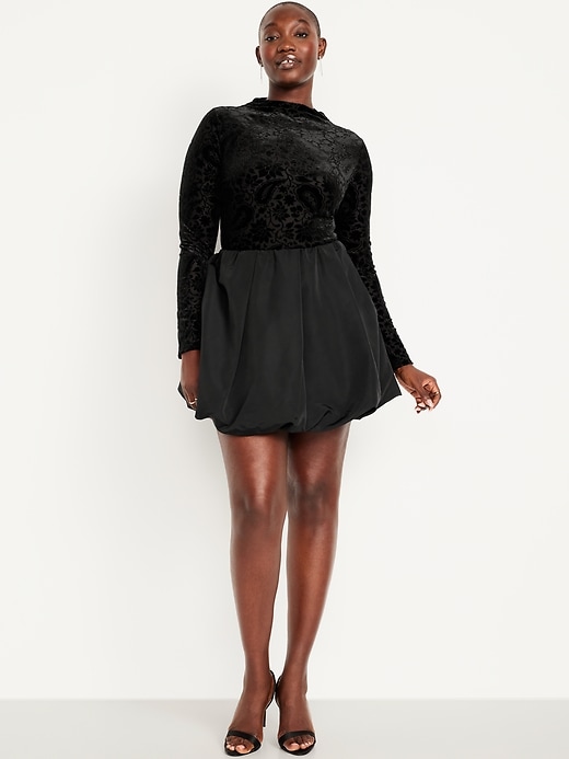 Image number 4 showing, Taffeta Bubble Mini Skirt