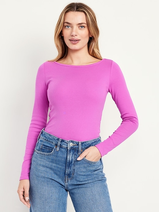 L'image numéro 1 présente T-shirt ajusté à manches longues et à encolure bateau