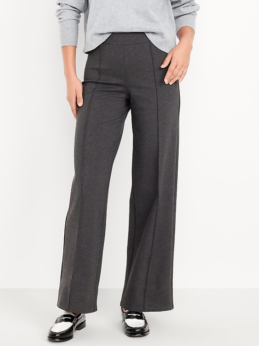 L'image numéro 2 présente Pantalon à jambe large Stevie à taille très haute